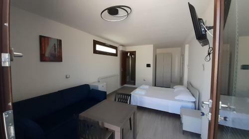 Hostal Affittacamere - Villa Saponaro