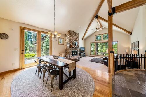 Luxury On Lassen