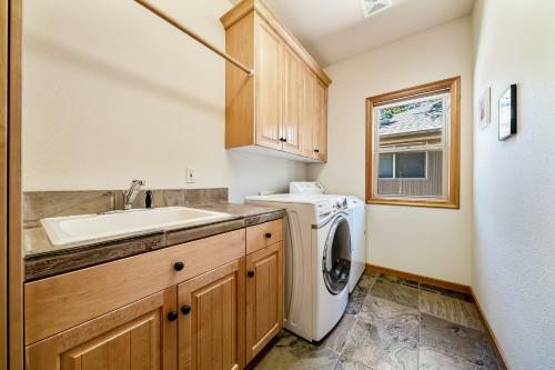 Luxury On Lassen