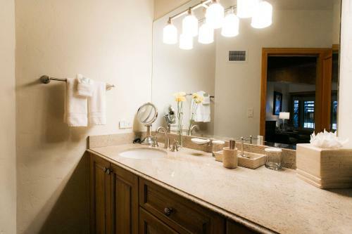 Luxury Four Bedroom Townhouse Townhouse