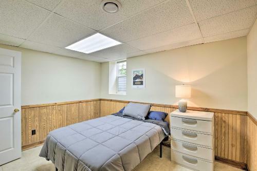 Cozy Eau Claire Home - Half Mi To Carson Park!