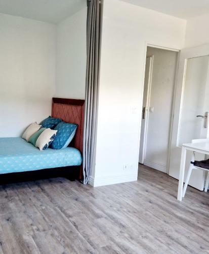 Apartamento Hyper Centre Gare Rer A � 400m. Paris 20 Min.