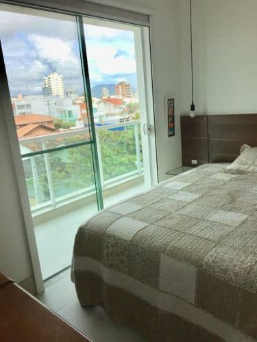 Apartamento Novo, Encantador, A 100 M Do Mar