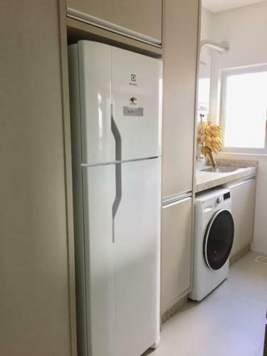 Apartamento Novo, Encantador, A 100 M Do Mar