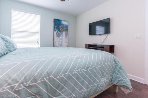 Frozen & Star Wars Themed Rooms & Game Room Villa