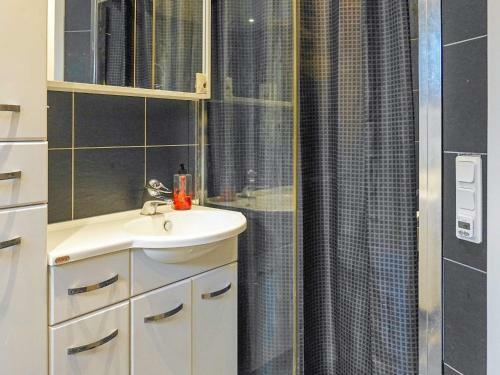 8 Person Holiday Home In K Llek Rr