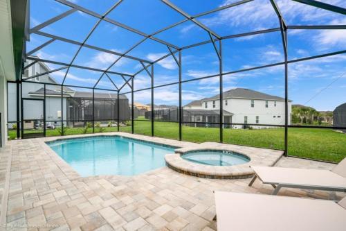New Solara 5 Bdm Townhome With S Facing Pool Villa