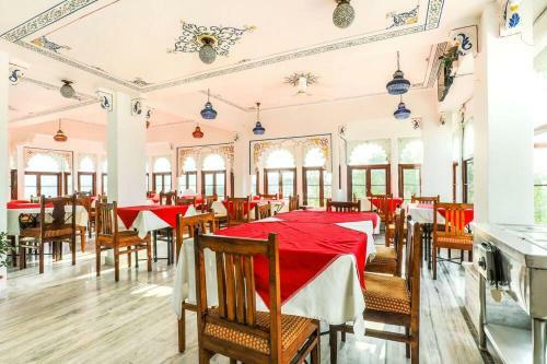 Hotel Pichola Haveli