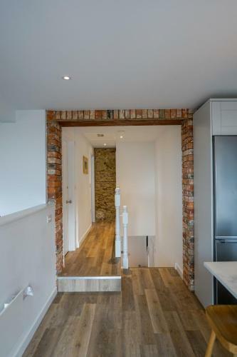 Jumble Cottage 4 Bed Home In Seaview