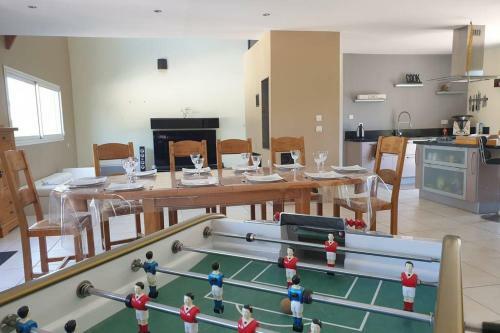 Villa Avec Piscine, Jacuzzi Et Vue Imprenable !