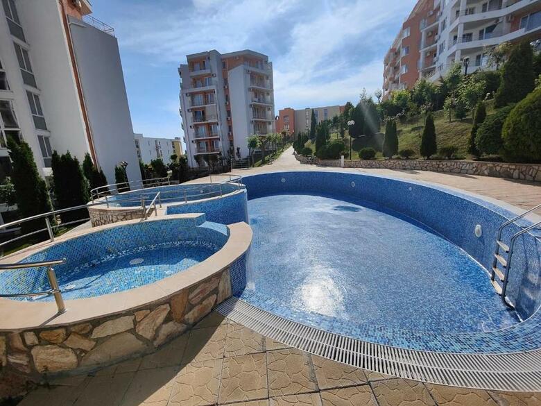 Crown Fort Club Apartments