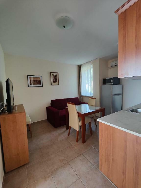 Crown Fort Club Apartments