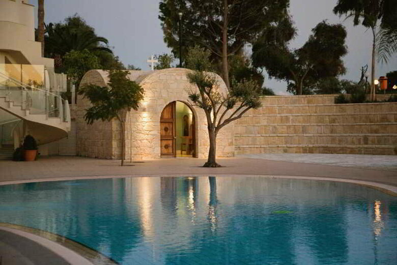 Hotel St Raphael Resort
