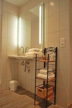 Hotel Domaine Du Moulin Vall�e Heureuse