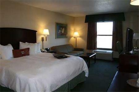 Hotel Holiday Inn Express Marshall