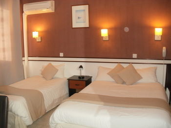 Hotel H�tel Du Tricastin