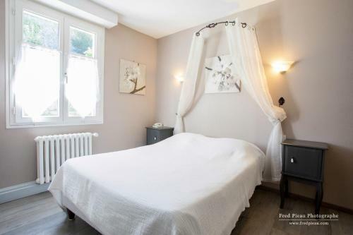 Hotel Logis Hostellerie Du Vieux Moulin