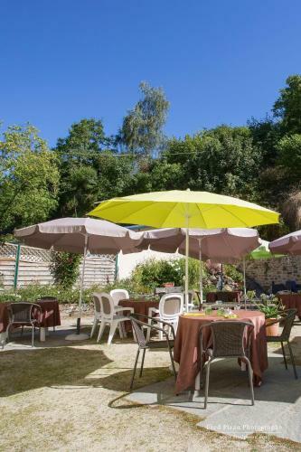 Hotel Logis Hostellerie Du Vieux Moulin