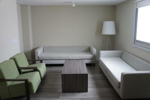 Hotel Olmos Suites