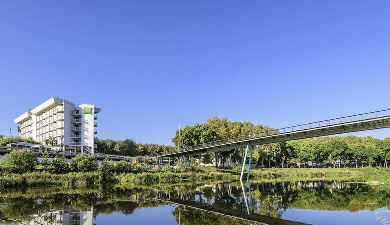 Hotel Ibis Styles Dax Miradour