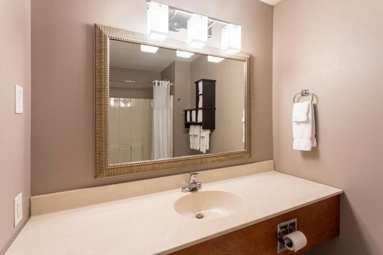 Hotel Grandstay Residential Suites