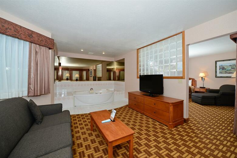 Hotel Best Western Harbour Pointe Lakefront