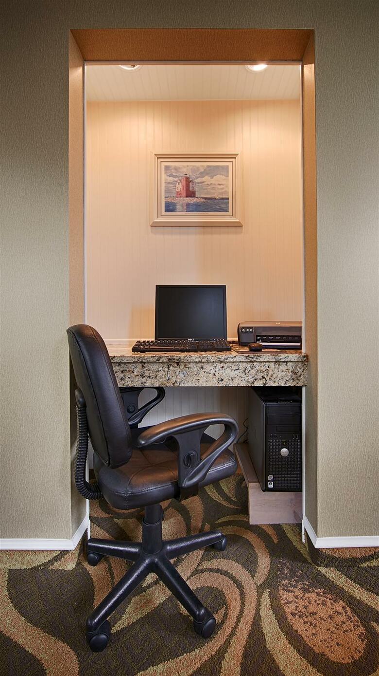 Hotel Best Western Harbour Pointe Lakefront