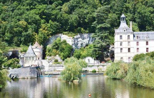 Holiday Home Sceau St. Angel Bateliere