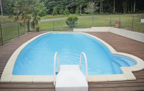 Holiday Home Sceau St. Angel Bateliere