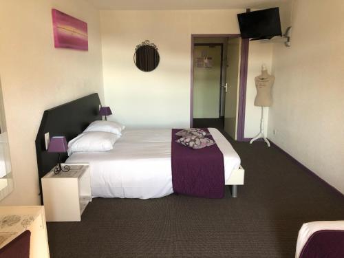 Hotel Le Clos Des Bruy�res