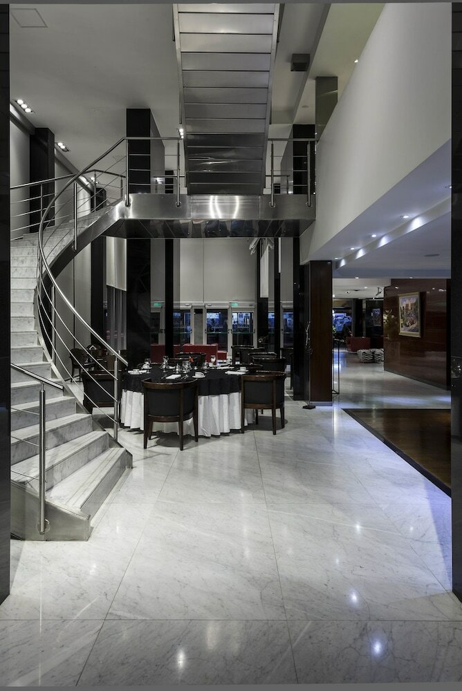 Hotel Ros Tower