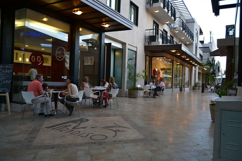 Hotel Plaza Paradiso Petit