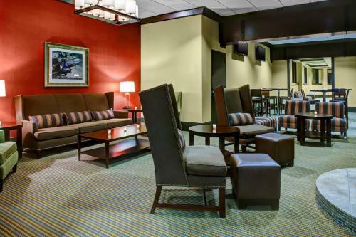 Hotel Four Points Huntsville Airport