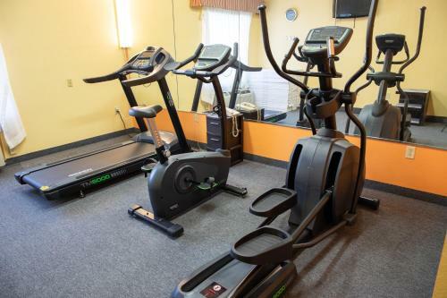 Hotel Baymont Inn & Suites