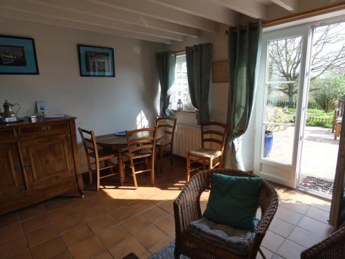 G�te De Charme Les Petits Matins Bleus