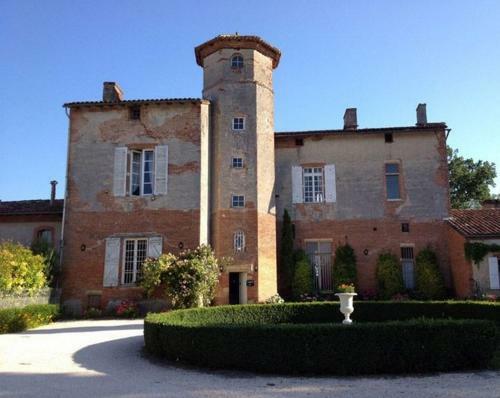 Bed & Breakfast Chateau De Thegra