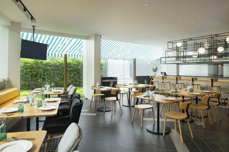 Jonox Phuket Karon Hotel