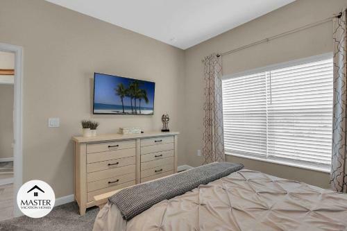 5 Bedrooms - 4 Bathrooms - Storey Lake 4800 Ll