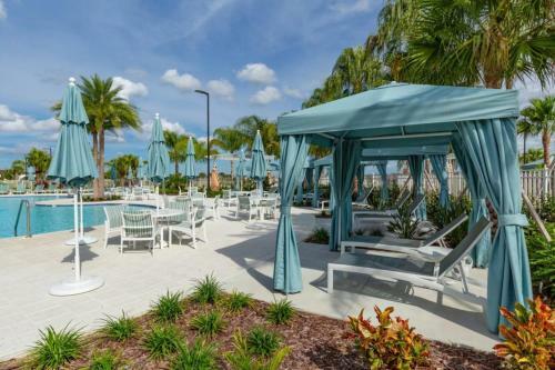 4 Bedrooms - 4,5 Bathrooms - Solara 8964 Ad