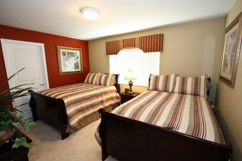 It227 - Windsor Hills Resort - 6 Bed 4 Baths Villa