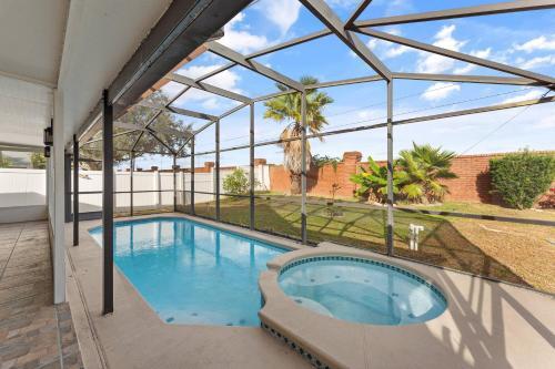 Well Illuminated And Spacious 3 Br Wh15920