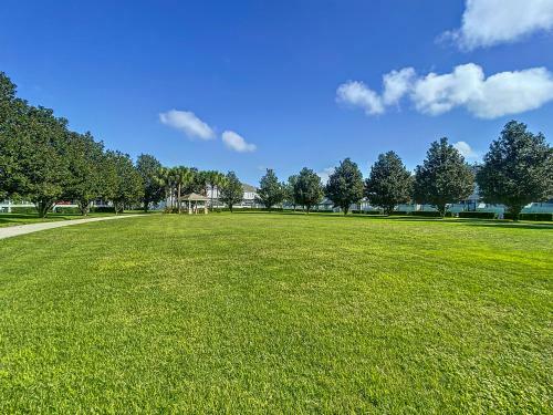 3 Bed Windsor Hills Townhome By Clubhouse Pool