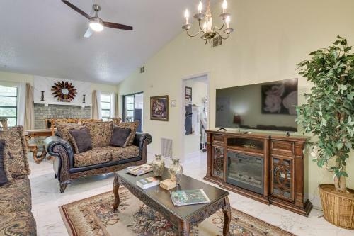 Orlando Vacation Rental 6 Mi To Universal!