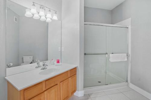 Apartamento 4102 Breakview Drive 409