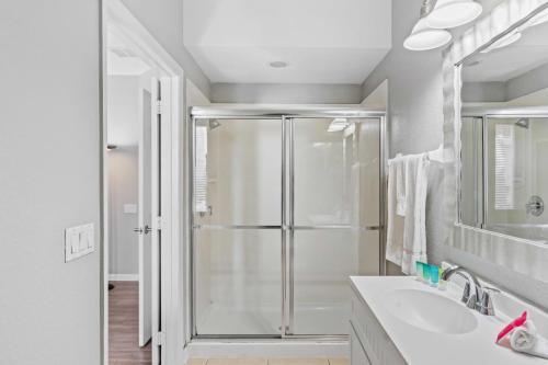 5015 Tideview Circle 44