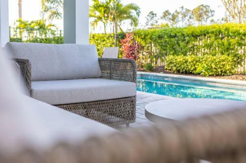 Comfy Modern House W Pool Perfect Location