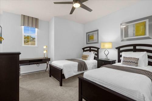 4 Bedrooms- 3 Bathrooms- Serenity 1521 Rc