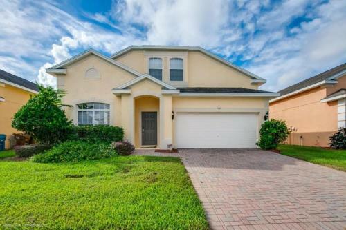 Villa Lake Or Conservation View Pool Homes