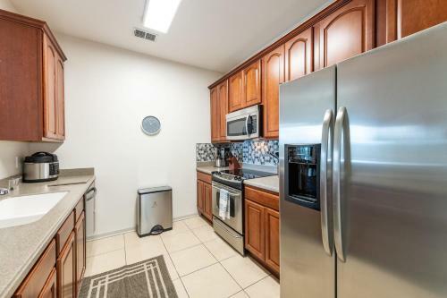 Pool*top Floor*forest Views*balcony*vistacay