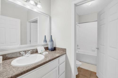 Kid And Pet-friendly Condo W Pool Hot Tub